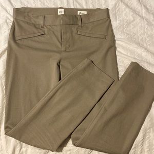 Size 4R Gap skinny ankle pants